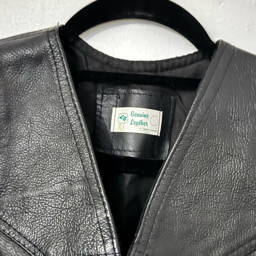 Genuine Leather lace up vest - Picture 3 of 3